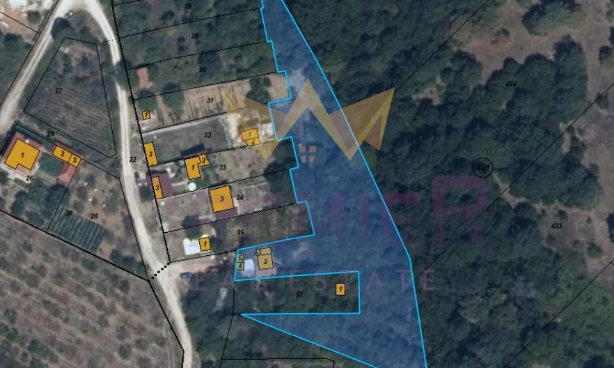 Plot with a house for sale in the village of Priseltsi, Varna Region -  - snimka 2 - Imoti Premier