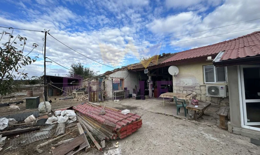 Plot with house in the town of Balchik -  - snimka 3 - Imoti Premier