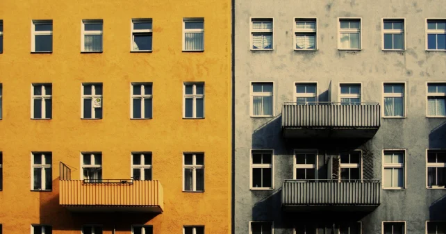 Прехвърляне на имот чрез дарение