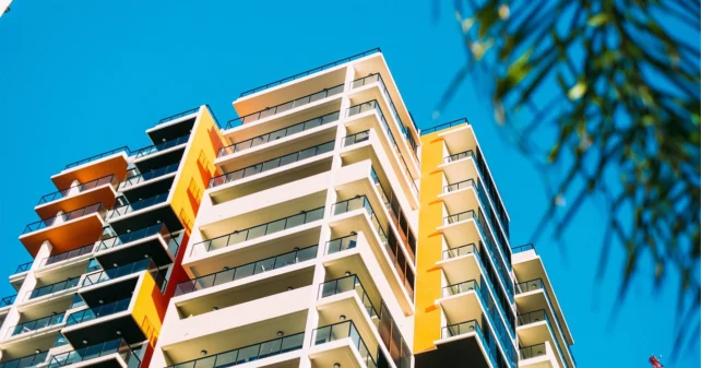 Прехвърляне на имот чрез покупко-продажба