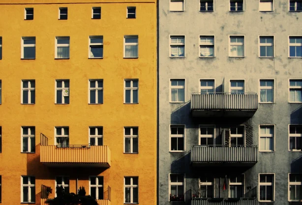 Прехвърляне на имот чрез дарение