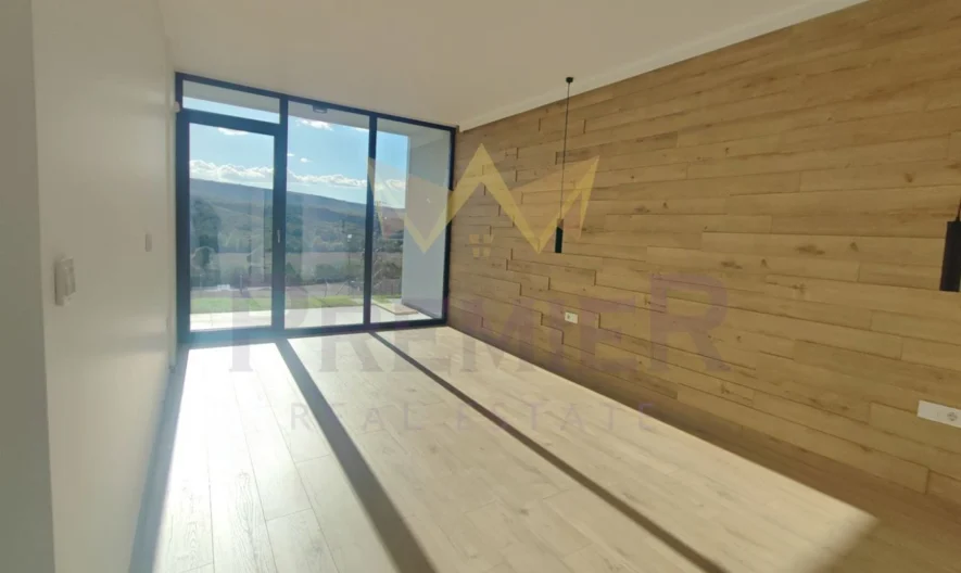 Прекрасна къща -  - снимка 3 - Имоти Премиер