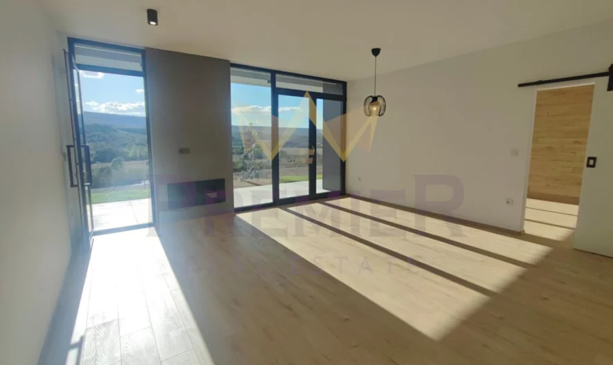 Прекрасна къща -  - снимка 4 - Имоти Премиер