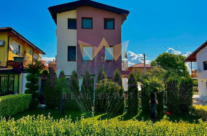 Прекрасна къща на брега на морето в Шабла -  - снимка 1 - Имоти Премиер