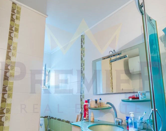 Прекрасна къща с МОРСКА ПАНОРАМА  в гр. Балчик! -  - снимка 19 - Имоти Премиер