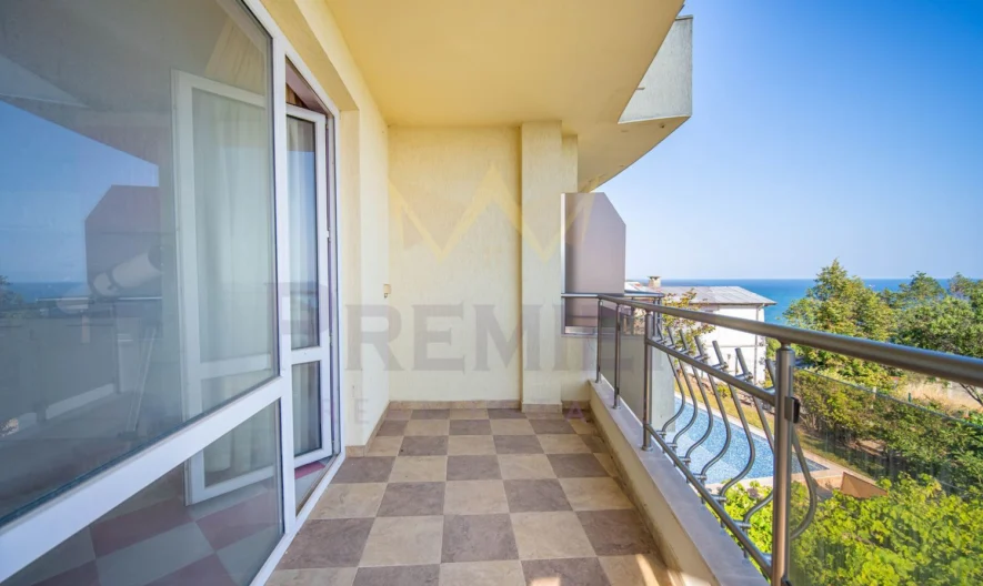 Прекрасна къща с МОРСКА ПАНОРАМА  в гр. Балчик! -  - снимка 28 - Имоти Премиер