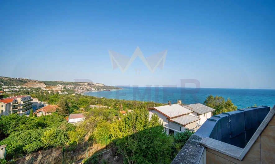 Прекрасна къща с МОРСКА ПАНОРАМА  в гр. Балчик! -  - снимка 30 - Имоти Премиер