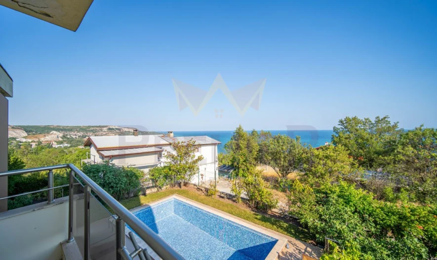 Прекрасна къща с МОРСКА ПАНОРАМА  в гр. Балчик! -  - снимка 33 - Имоти Премиер