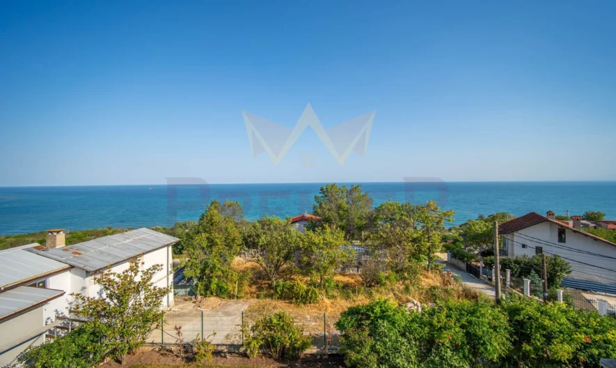 Прекрасна къща с МОРСКА ПАНОРАМА  в гр. Балчик! -  - снимка 39 - Имоти Премиер