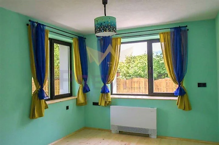 Прекрасна къща в с.Драгичево - - снимка 4 - Имоти Премиер