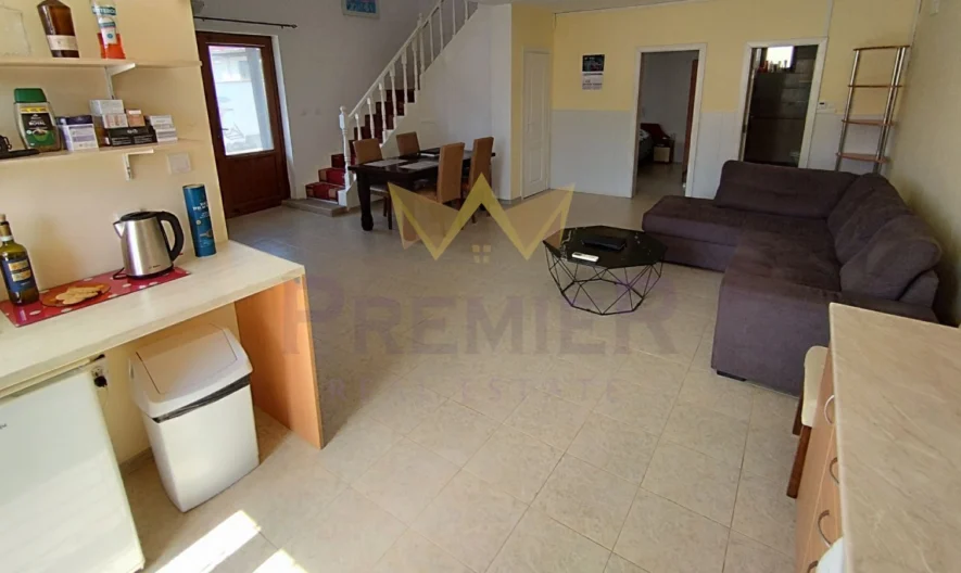 Прекрасна къща в центъра на Каблешково -  - снимка 14 - Имоти Премиер