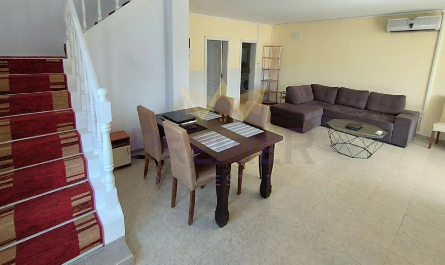 Прекрасна къща в центъра на Каблешково -  - снимка 3 - Имоти Премиер