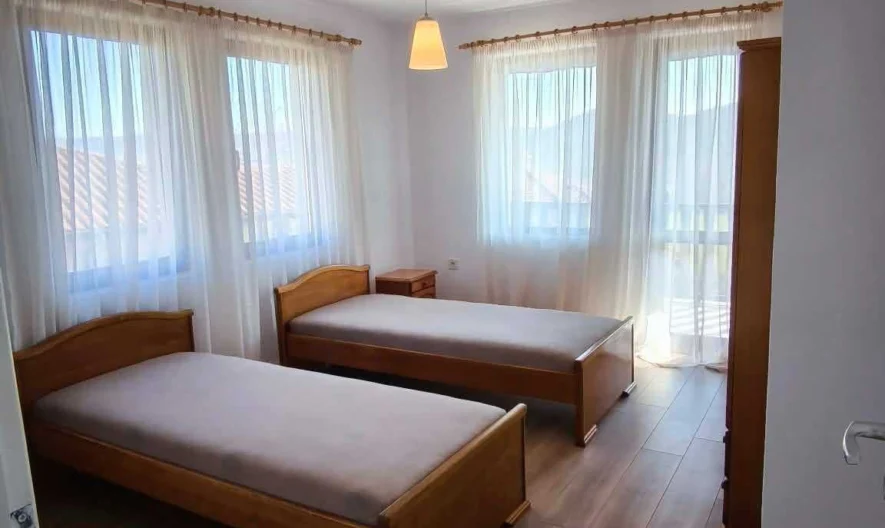 Прекрасна реновирана къща в село Църква ! -  - снимка 20 - Имоти Премиер