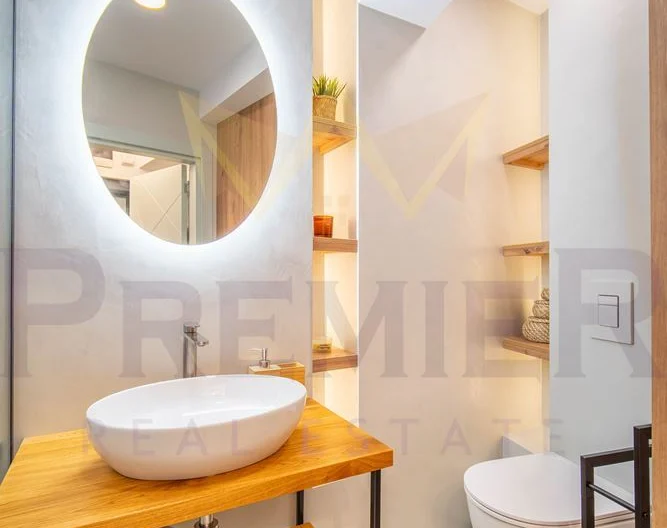 Премиум обзаведен апартамент в идеалния център Варна – дизайнерски ремонт, смарт системи и готов бизнес -  - снимка 8 - Имоти Премиер