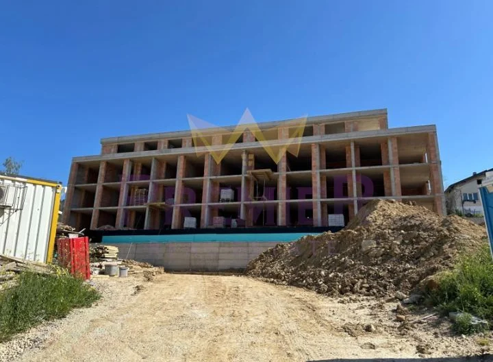 Престижен 3-стаен апартамент в м-т Пчелина, Варна -  - снимка 10 - Имоти Премиер