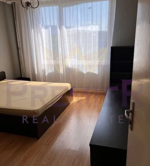 Преустроен тристаен апартамент на четиристаен в ж.к. Люлин 7 -  - снимка 6 - Имоти Премиер