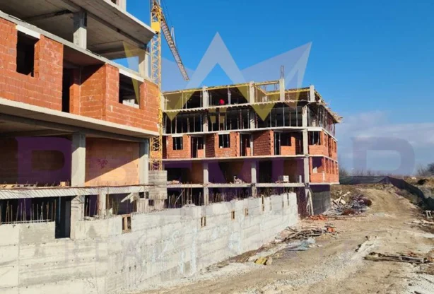 Агентство недвижимости - Имоти Премиер - имот - 984010, Цена: 248530 EUR