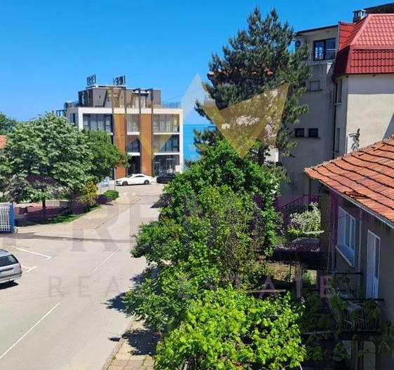 Продава 3-стаен апартамент гр. Обзор - - снимка 7 - Имоти Премиер