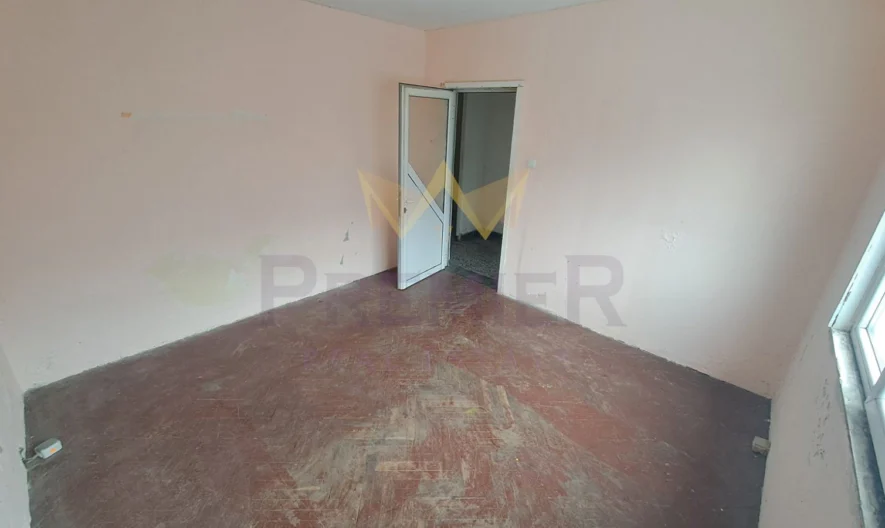 Продава 3-стаен апартамент квартал Левски Варна - - снимка 5 - Имоти Премиер