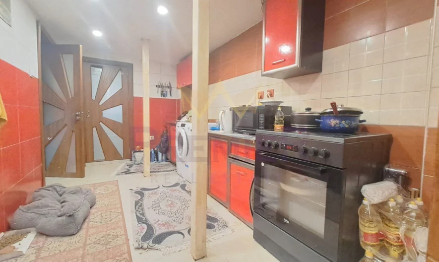 Продава два етажа от къща Аспарухово гр. Варна - - снимка 11 - Имоти Премиер