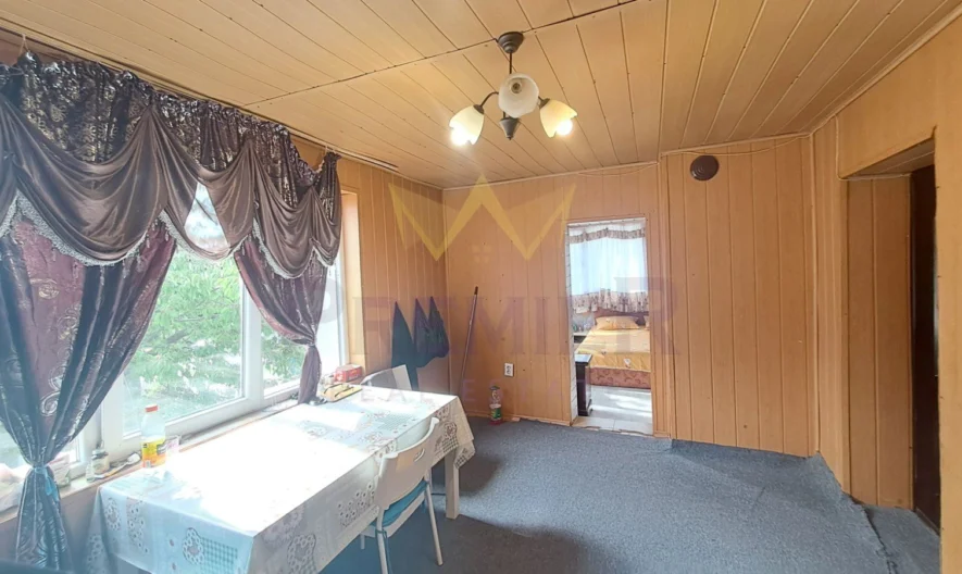 Продава два етажа от къща Аспарухово гр. Варна - - снимка 3 - Имоти Премиер