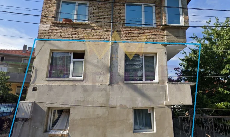 Продава два етажа от къща Аспарухово гр. Варна - - снимка 9 - Имоти Премиер