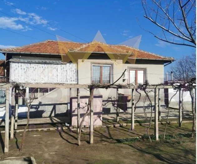 Продава Къща -  - снимка 1 - Имоти Премиер