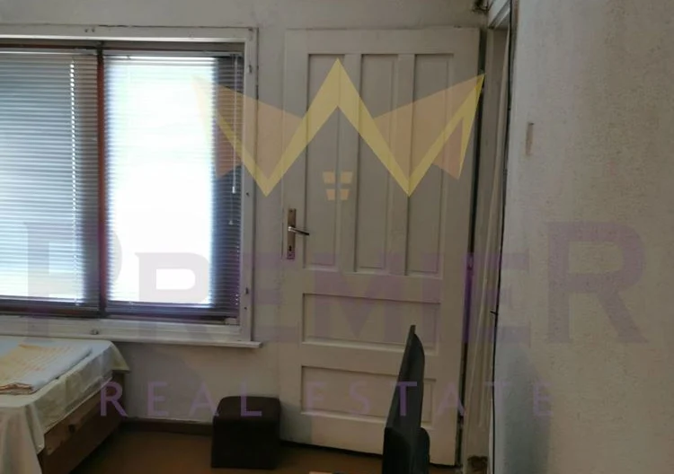 Продава Къща -  - снимка 13 - Имоти Премиер