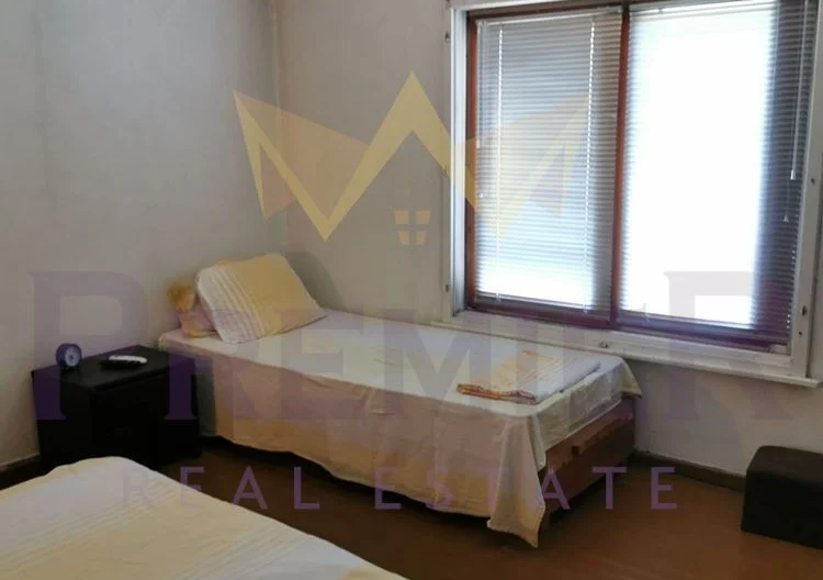 Продава Къща -  - снимка 8 - Имоти Премиер