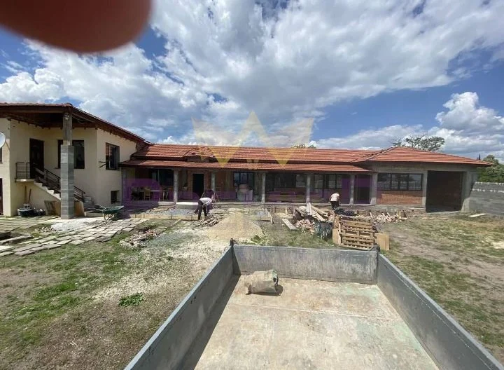 ПРОДАВА КЪЩА ДО ГР.КАРНОБАТ -  - снимка 5 - Имоти Премиер