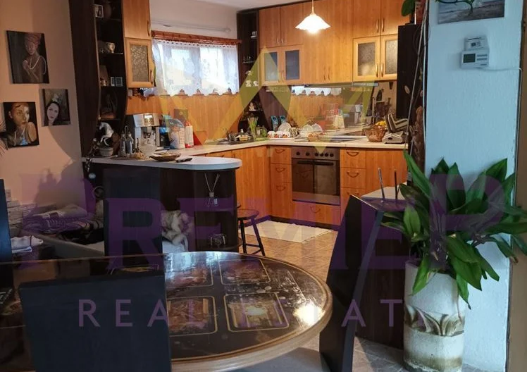 Продава Къща м-ст Траката Варна -  - снимка 4 - Имоти Премиер