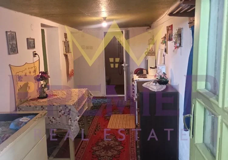 Продава Къща с. Есенница област Варна до парк 10 декара -  - снимка 13 - Имоти Премиер