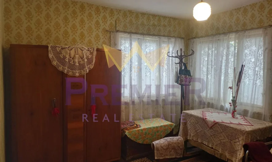 Продава Къща с. Есенница област Варна до парк 10 декара -  - снимка 21 - Имоти Премиер