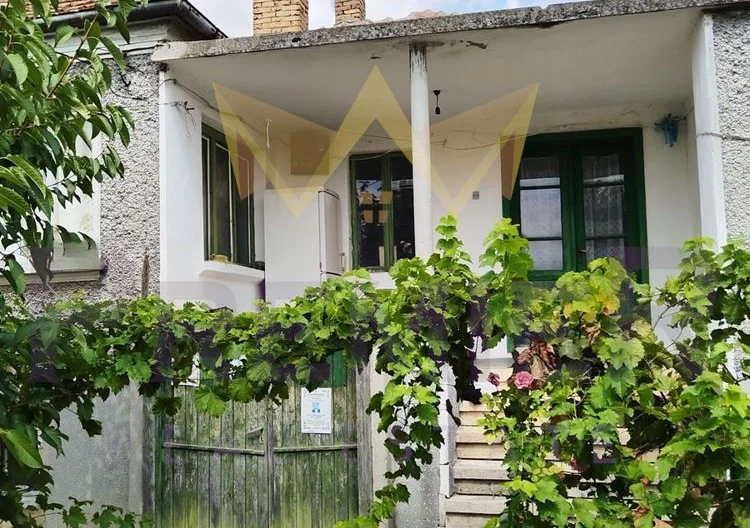 Продава къща с. Млада гвардия област Варна -  - снимка 2 - Имоти Премиер
