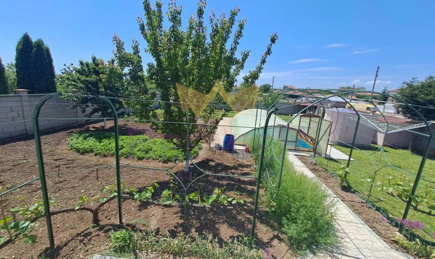 Продава къща с. Соколово, обл. Добрич - - снимка 14 - Имоти Премиер