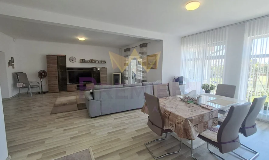 Продава къща с. Соколово, обл. Добрич - - снимка 2 - Имоти Премиер