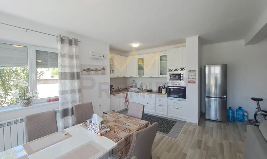 Продава къща с. Соколово, обл. Добрич - - снимка 3 - Имоти Премиер