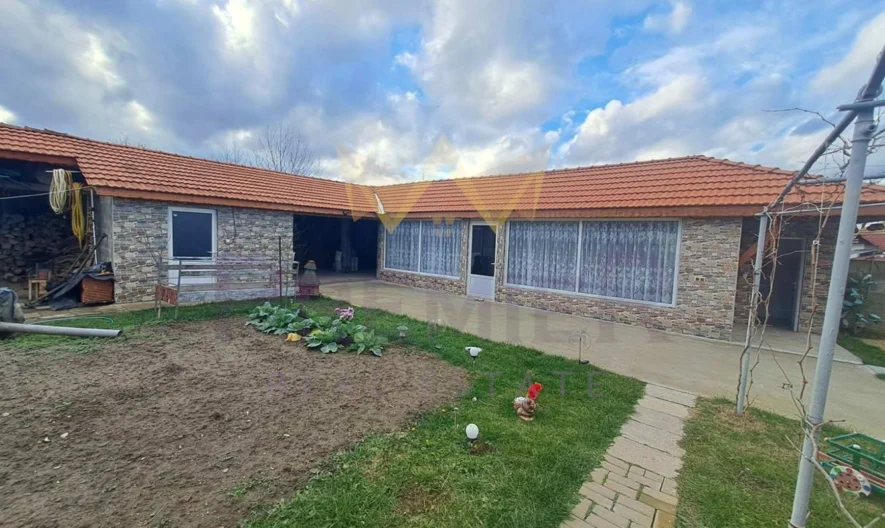 Продава Къща село Гроздьово област Варна - - снимка 15 - Имоти Премиер