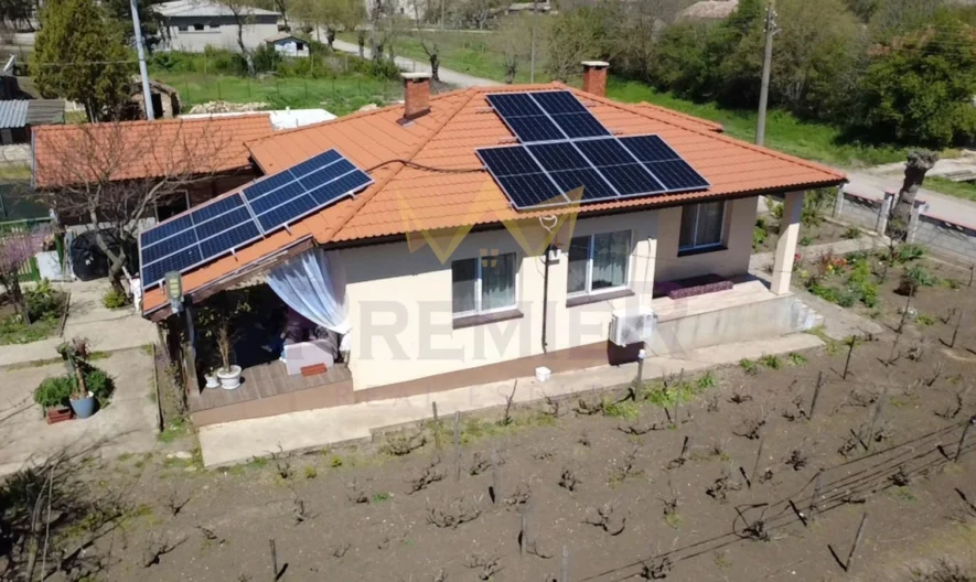 Продава Къща село Гурково област Добрич -  - снимка 1 - Имоти Премиер