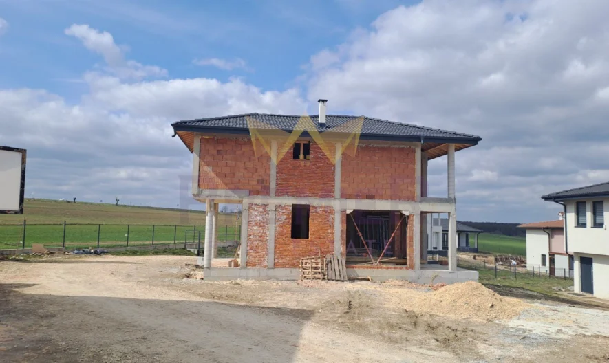 Продава Къща село Кичево област Варна -  - снимка 1 - Имоти Премиер