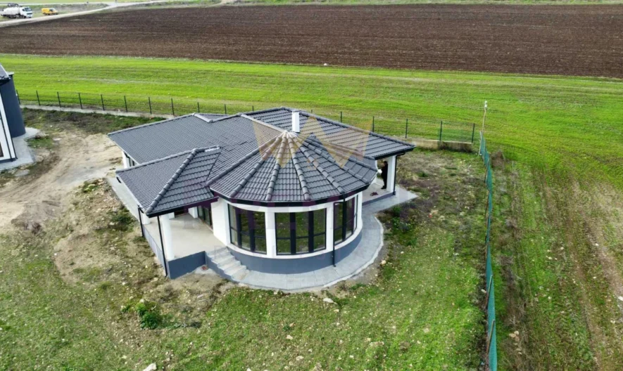 Продава къща село Кичево област  Варна -  - снимка 2 - Имоти Премиер