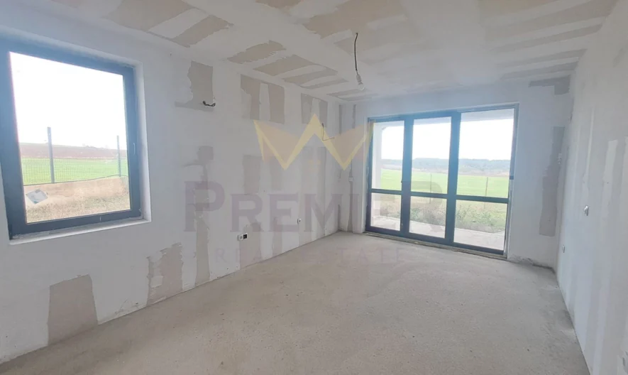 Продава къща село Кичево област Варна - - снимка 8 - Имоти Премиер