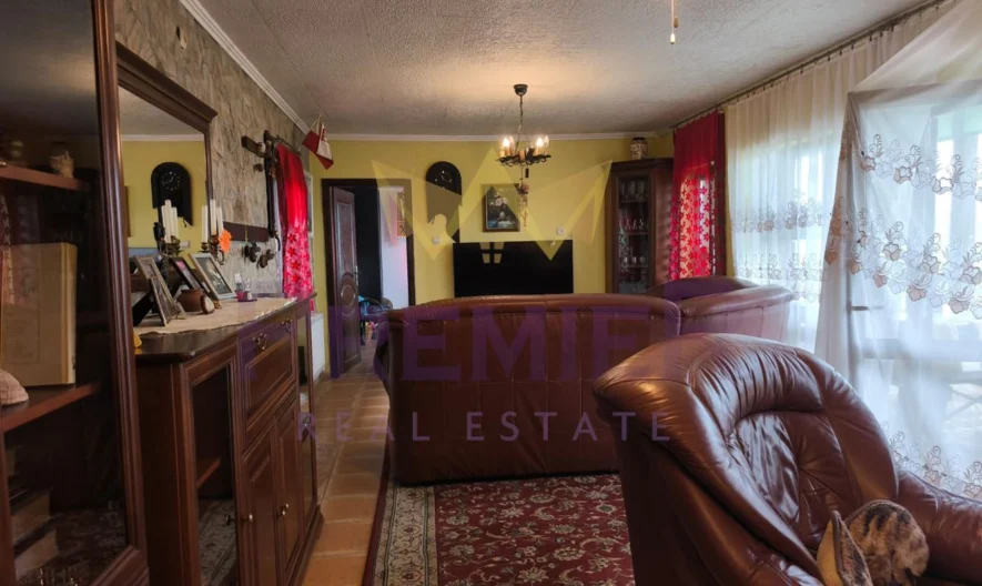 Продава къща село Пленимир област Добрич -  - снимка 10 - Имоти Премиер