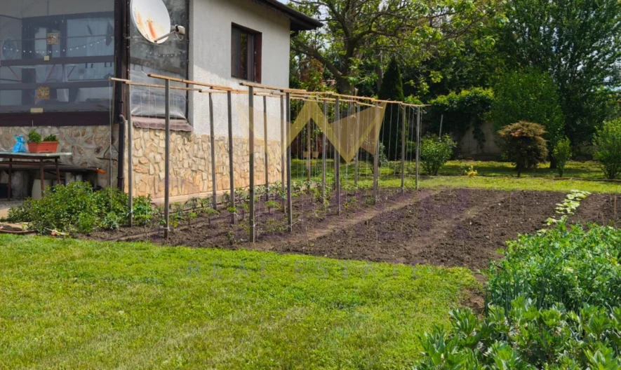 Продава къща село Пленимир област Добрич -  - снимка 3 - Имоти Премиер