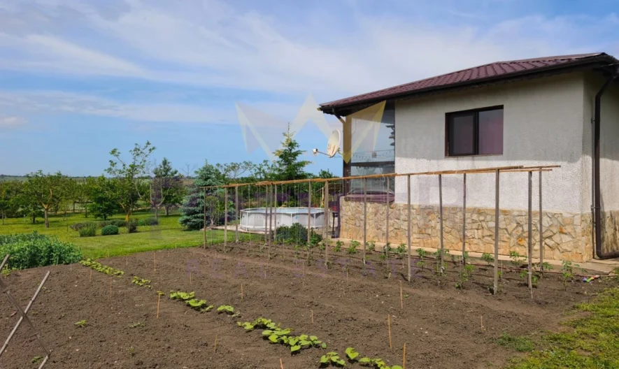 Продава къща село Пленимир област Добрич -  - снимка 5 - Имоти Премиер