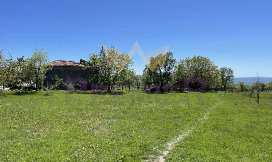 Продава къща в село Аврен - - снимка 1 - Имоти Премиер