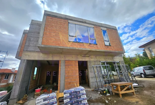 Агенция за недвижими имоти - Имоти Премиер - имот - 1064148, Цена: 800000 EUR