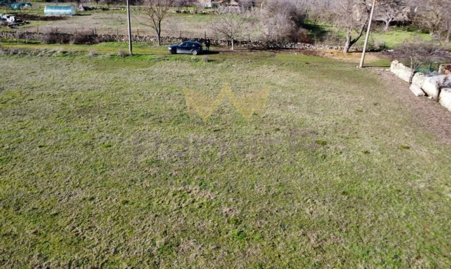 Продава парцел с. Петров дол Област Варна -  - снимка 8 - Имоти Премиер