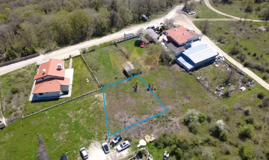 Продава парцел с ПУП м-ст Перчемлията гр. Варна -  - снимка 2 - Имоти Премиер