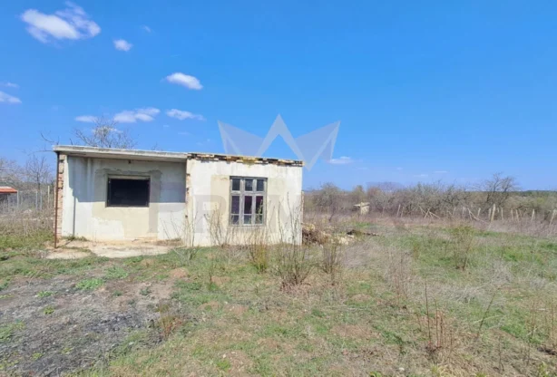 Агенция за недвижими имоти - Имоти Премиер - имот - 999745, Цена: 25000 EUR